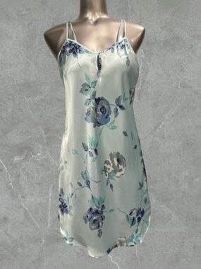 2 for $30 | Y2K Secret Treasures Damas Mint Floral Satin Chemise